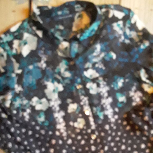 NWOT Tommy Hilfiger sheer navy floral blouse - Picture 4 of 5